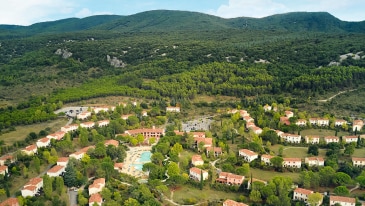 Un village en Ardèche du Sud